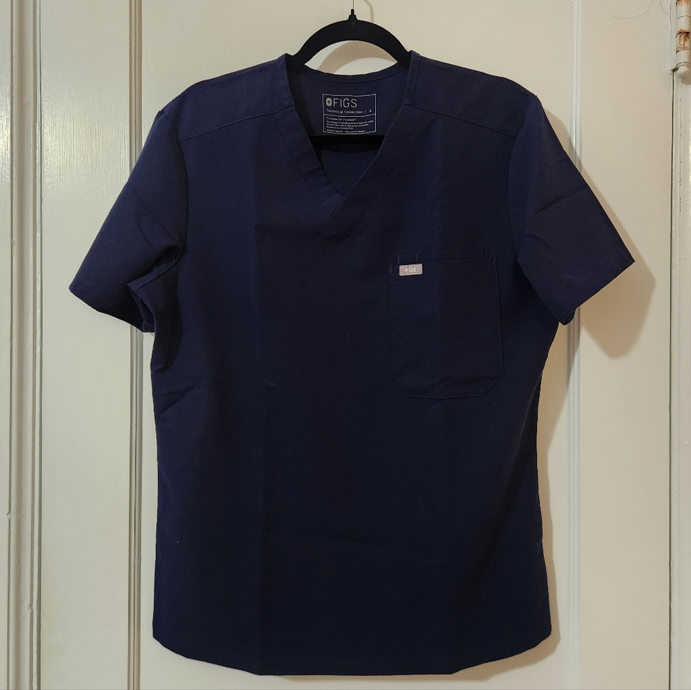 Figs Men's Navy Scrub Top